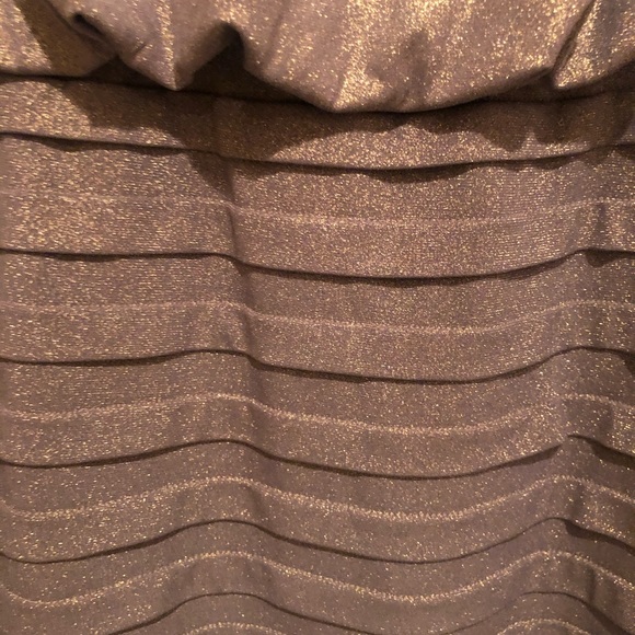 Ronni  Nicole - Picture 2 of 7